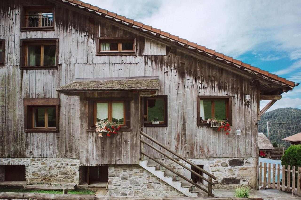 Appartement La Ferme des Cousines à Saint-Sigismond  Extérieur photo